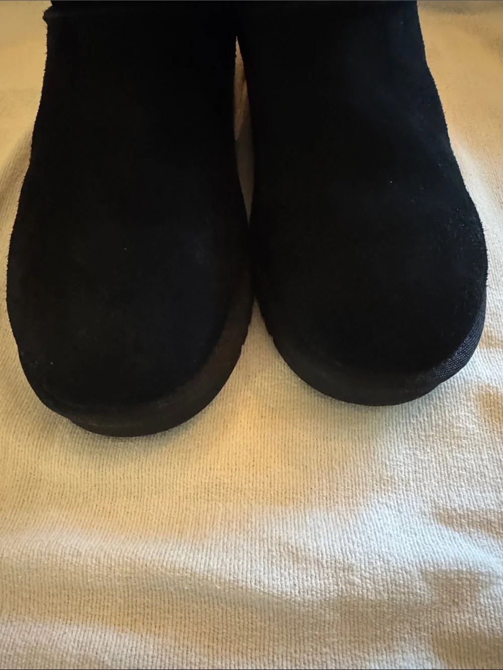 Koolaburra by Ugg Black Suede Shearling-Lined Mid-Calf Boots - Like New - Size 8